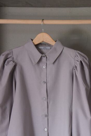 Ceylan Otantik Gray Classic Collar Crop Shirt