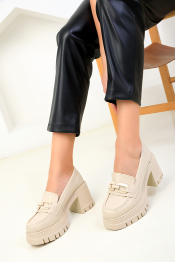SOHO Beige Women's Casual Shoes 18597