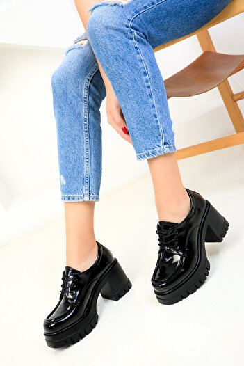 SOHO Black Patent Leather Women's Casual Shoes 18598