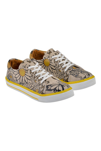 Streetfly Black Daisy Patterned Printed Colorful Women's Sneaker