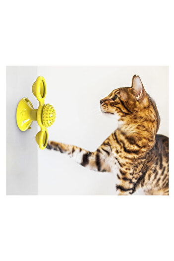 RAIKOU CAT TOY WITH SPIN