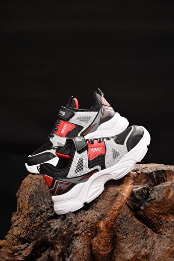 M.P. Boy's Black Detailed Orthopedic Sole Ultra Light Sports Shoes