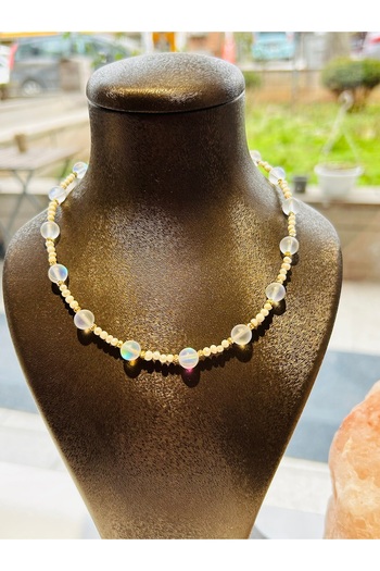 Luna Aura Akua Necklace with Quartz and Pearl