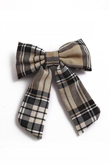 New Obsessions Plaid Patterned Bow Buckle