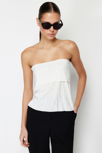 Trendyol Collection White Pleated Strapless Regular Stretch Knitted Blouse TWOSS24BZ00399