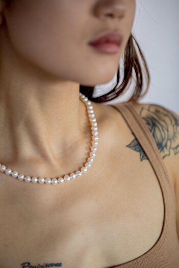 New Obsessions Mini Pearl Necklace