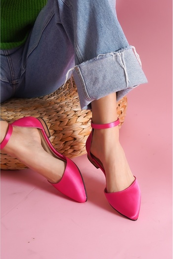 DİVOLYA Misty Fuchsia Satin Ankle Strap Pointed Toe Daily Ballerinas