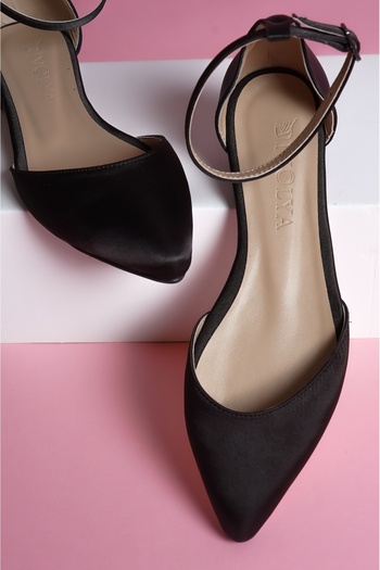 DİVOLYA Misty Black Satin Ankle Strap Pointed Toe Casual Ballet Flats