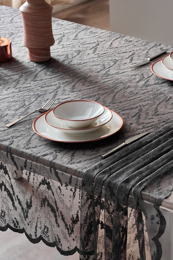 Doqu Home Croco Tablecloth 145x240cm - Anthracite