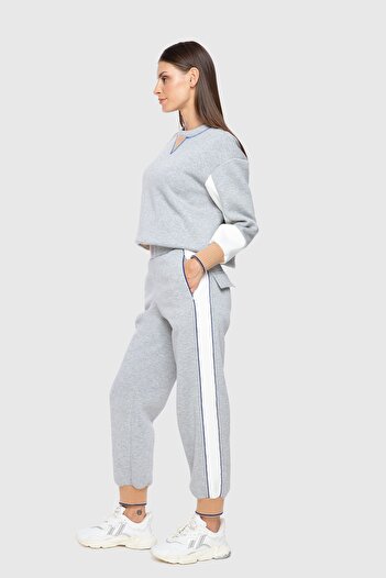 GIZIA SPORT Yanı Şerit Detaylı Triko Bantlı Gri Jogger Pantolon