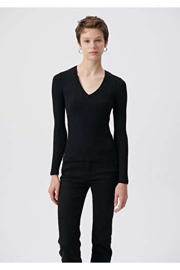 Mavi V-Neck Black Knitwear Fitted / Fitted Cut 1710300-900