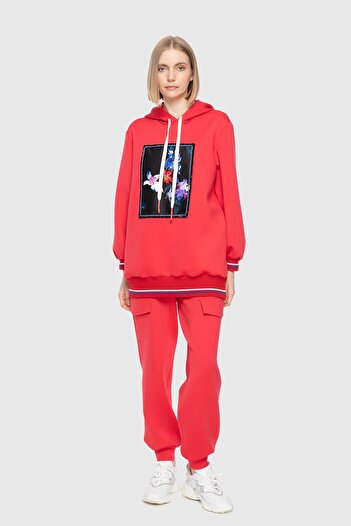 GIZIA SPORT Triko Detaylı Kapusonlu Baskılı Kırmızı Sweatshirt