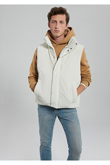 Mavi Beige Puffer Vest Regular Fit / Regular Cut0110299-70134