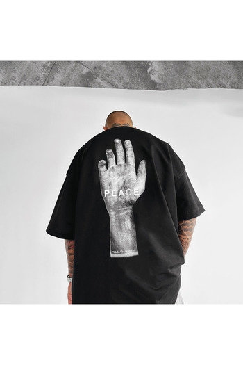 Benisengiydir Unisex Black Peace Hand Printed Oversize T-shirt