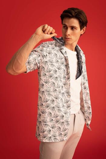 DeFacto Modern Fit Polo Neck Printed Short Sleeve 100% Cotton Shirt