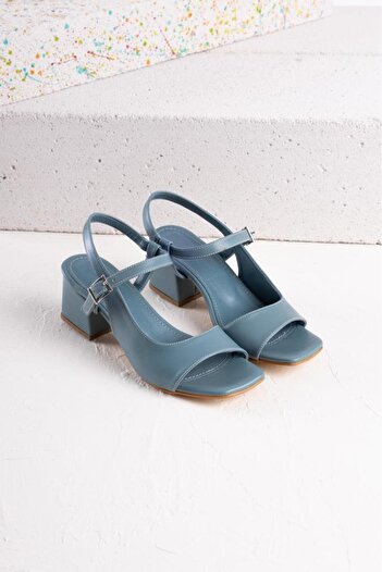 Getcho Ratal Women's Blue Short Heeled Sandals - Comfortable and Stylish Summer Model with Adjustable Ankle Strap