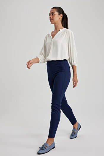 DeFacto Valentina Cigarette Satin Trousers J8743az23sm