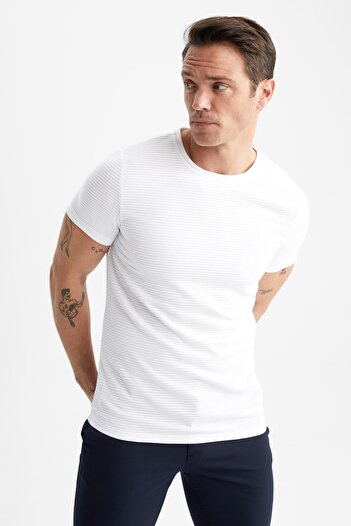 DeFacto Slim Fit Crew Neck Short Sleeve T-Shirt M6608az23sp