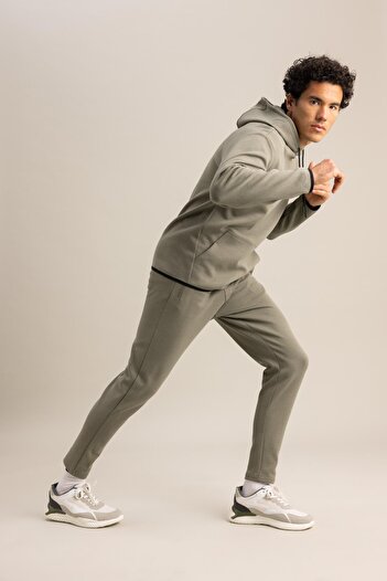 DeFacto Fit Slim Fit Sporcu Jogger S3309az23sp