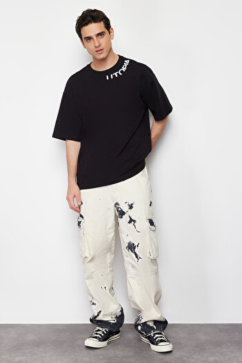 Trendyol Collection Κείμενο εμπριμέ μαύρο μπλουζάκι υπερμεγέθους - TMNSS24TS00086