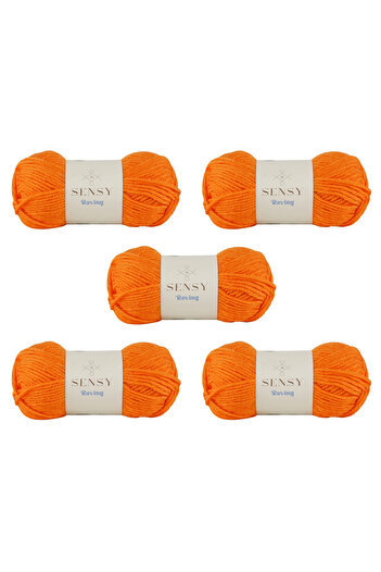 SENSY Roving Hand Knitted 5 Pieces Thread Scarf - Beret, Sweater, Poncho and Cardigan Thread