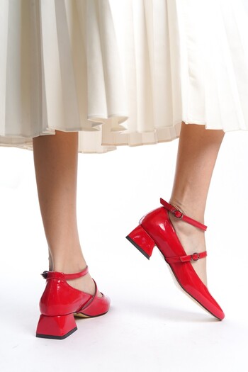 MRVN MERVINA Short Heeled Blunt Toe Belted Shoes Mary