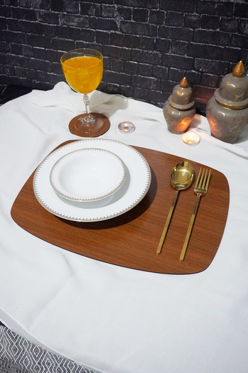 markcat 6+6 Pieces Wooden American Serving Plate and Coasters