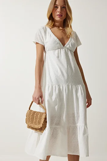 Happiness İstanbul Women's Ecru Deep V-Neck Summer Scalloped Dress UB00266