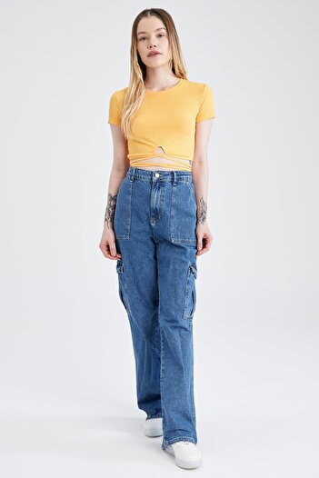 DeFacto Coool Slim Fit Short Sleeve Crop T-Shirt with Tie Waist Detail X2383az22sm