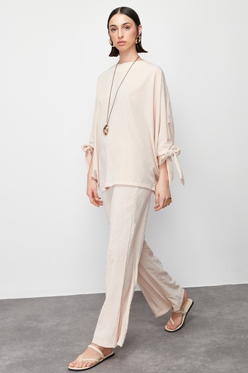 Trendyol Modest Σετ τουνίκ-παντελόνι μπεζ μανίκι υφαντό Aerobin TCTSS23US00043