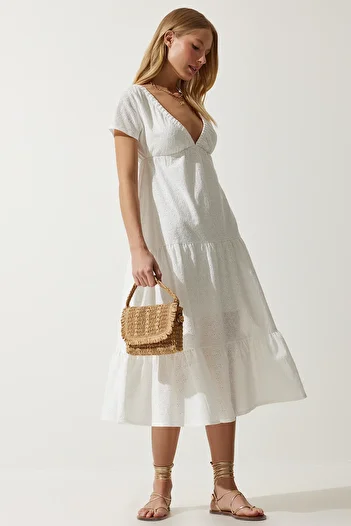 Happiness İstanbul Women's Ecru Deep V-Neck Summer Scalloped Dress UB00266