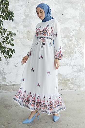 InStyle Nakışlı Eteği Fırfır Şifon Elbise - Beyaz