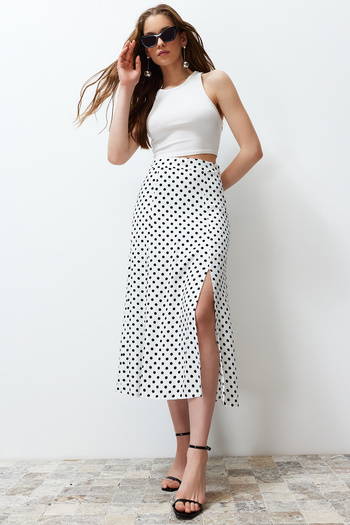 Trendyol Collection Ecru polka dot rozparkovaná viskózová midi tkaná sukně TWOAW20ET0205