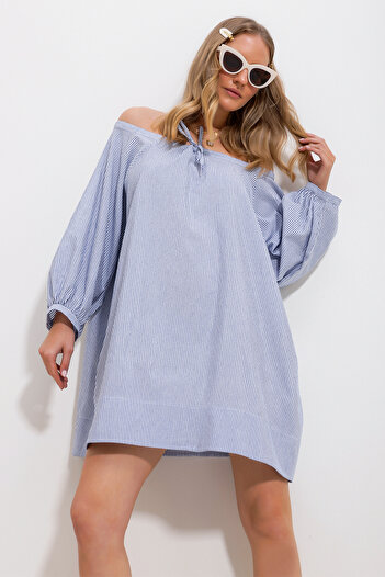 Trend Alaçatı Stili Women's Blue Wide Collar Striped Collar Tied Woven Dress Alc-X11712