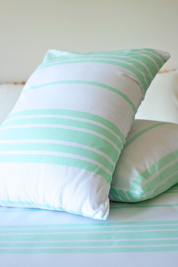 ÇARŞAF DÜNYASI Striped Patterned Elastic Sheet Set Green-White (Duvet Cover Fabric) Single, Double