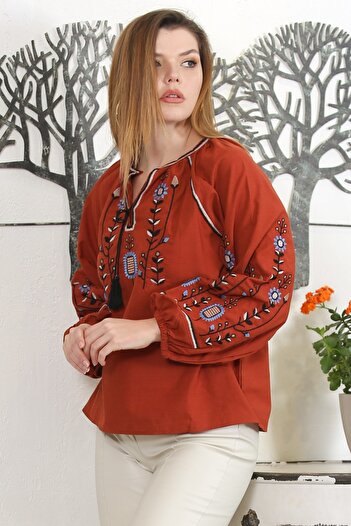 Chiccy Orange Bottom Britli Collar Balloon Sleeve Tied Collar and Sleeve Embroidered Woven Casual Blouse