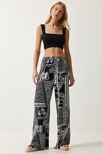 Happiness İstanbul Women's Black and White Patterned Flowing Viscose Palazzo Trousers EN00606