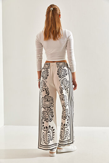 Bianco Lucci Women's Elastic Waist Patterned Trousers60201016