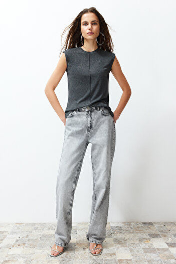 Trendyol Collection Anthracite Viscose/Soft Fabric Fitted/Flexible Knitted Blouse TWOSS24BZ00432
