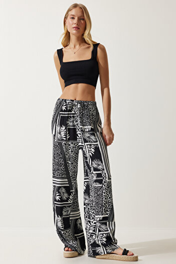 Happiness İstanbul Women's Black and White Patterned Flowing Viscose Palazzo Trousers EN00606