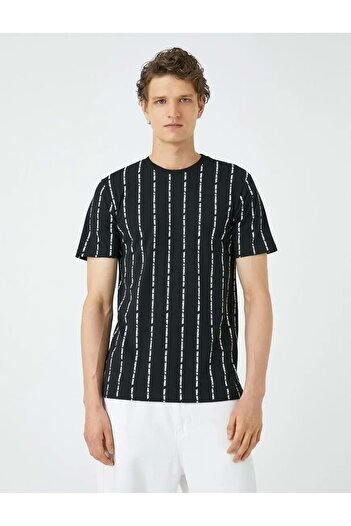 Koton Μπλουζάκι με στάμπα με σύνθημα Slim Fit Crew Neck κοντό μανίκι με μαύρο σχέδιο