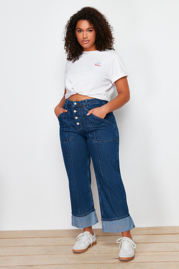Trendyol Curve Dark Blue Curling Leg Detailed Straight Fit Jeans TBBSS24CJ00004
