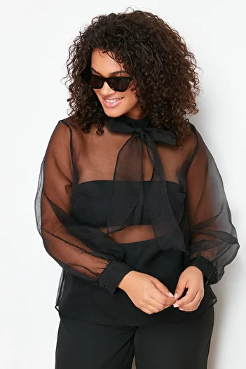 Trendyol Curve Black Transparent Look Tulle Blouse TBBSS24AF00072
