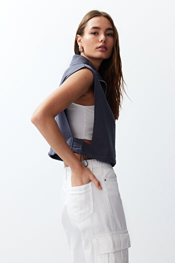 Trendyol Collection Anthracite Relaxed/Comfortable Fit Zippered Stand Collar Moon Sleeve Thick Vest Twoss24Ye00011