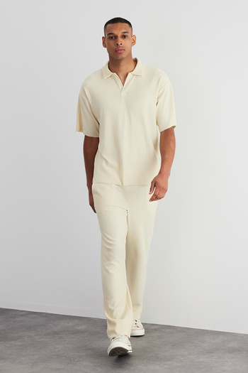 Trendyol Collection Tričko Ecru Ottoman Polo Collar – nemačkavé, široký střih, limitovaná edice TMNSS23PO00020