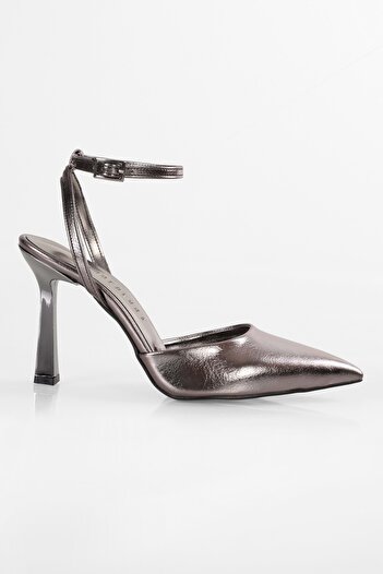 Shoeberry Kadın Martini Platin Parlak Kemerli Bilek Bağlı Stiletto