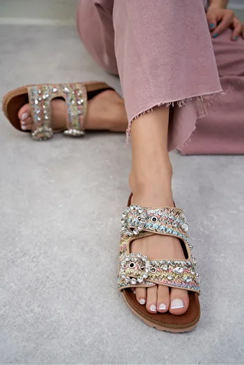 NİŞANTAŞI SHOES Carissa Colorful Straw Stone Buckle Detailed Flat Sole Women's Slippers