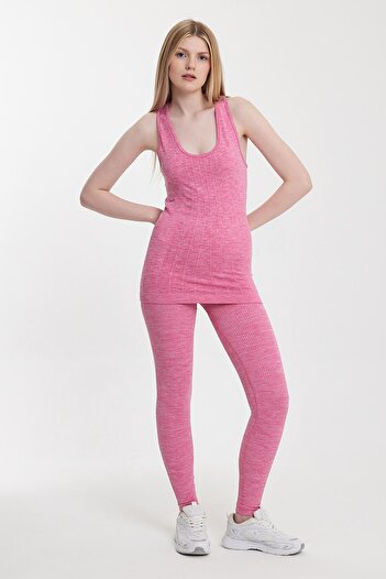 Penyelux Women's Seamless Fitness Seamless Chest Detailed Athlete Undershirt Pink