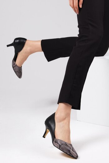 Mio Gusto Rene Gray Color Low Heeled Women's Shoes