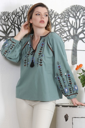 Chiccy Light Green Bottom Knitted Collar Balloon Sleeve Tied Collar and Sleeve Embroidered Woven Casual Blouse